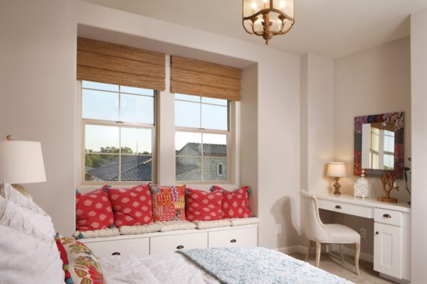 Canopy Lane window seat