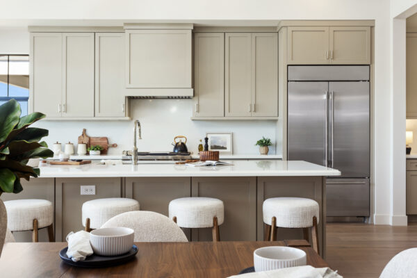 Hazelwood homesite 20 Barcelona Urban Farmhouse kitchen
