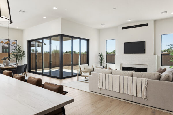 Hazelwood Homesite 19 Daviana Floor Plan Urban Farmhouse kitchen view to great room and back patio